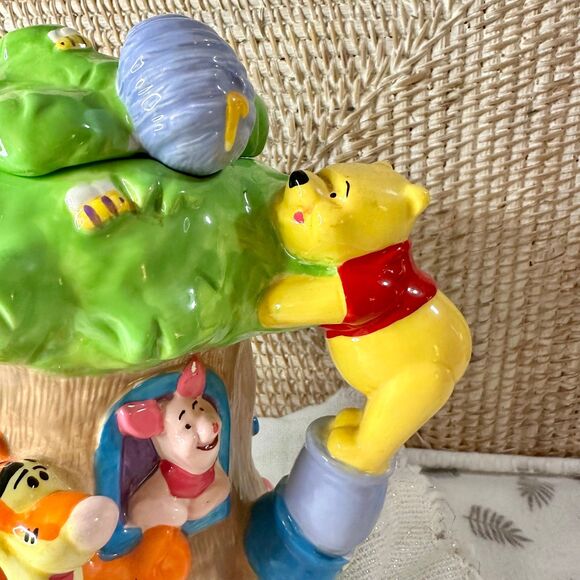 Disney Winnie the Pooh Ceramic Tree House Tea Pot - Picture 3 of 8